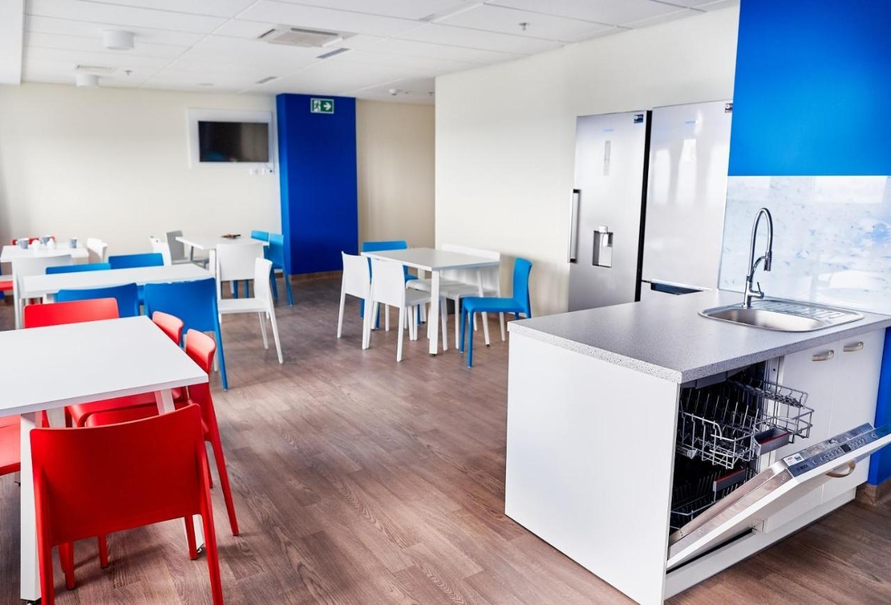 Hostel Umed Лодзь Экстерьер фото